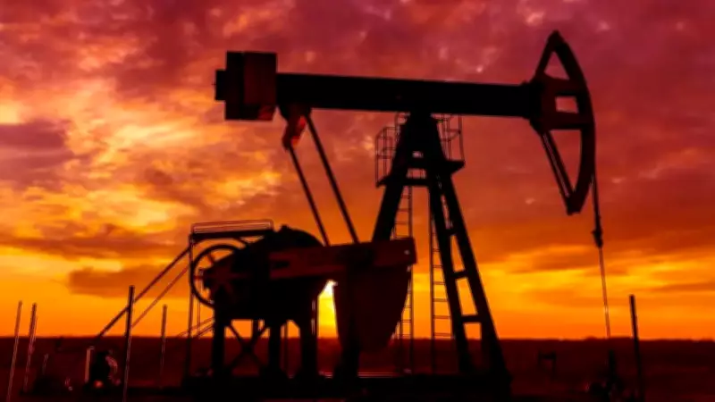 Rosneft CEO: US Firms Biggest Beneficiaries of Hormuz Closure, Warns of Oil Demand Risk
