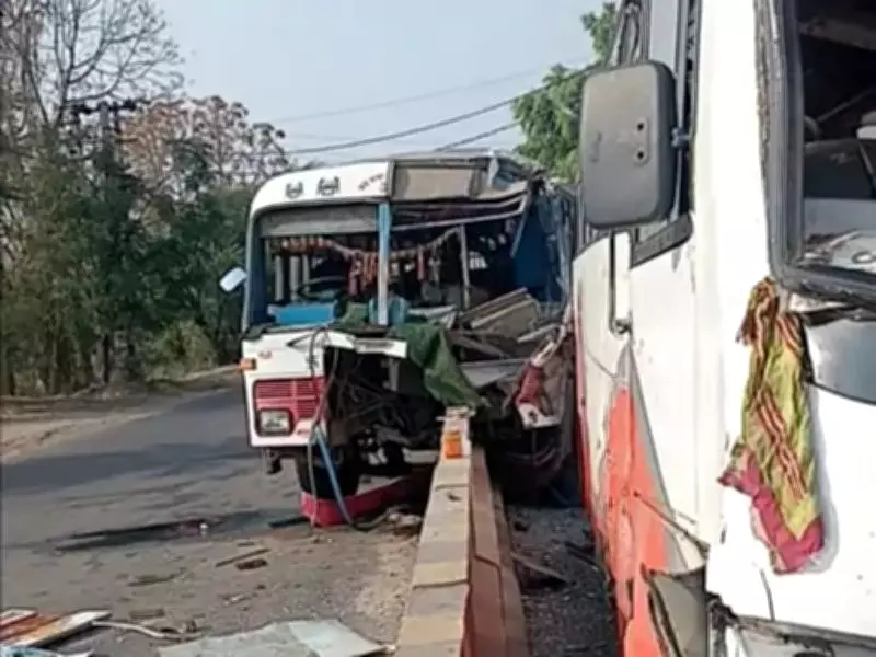 Several Injured in Head-On Bus Collision on Farrukhnagar-Jhajjar Road