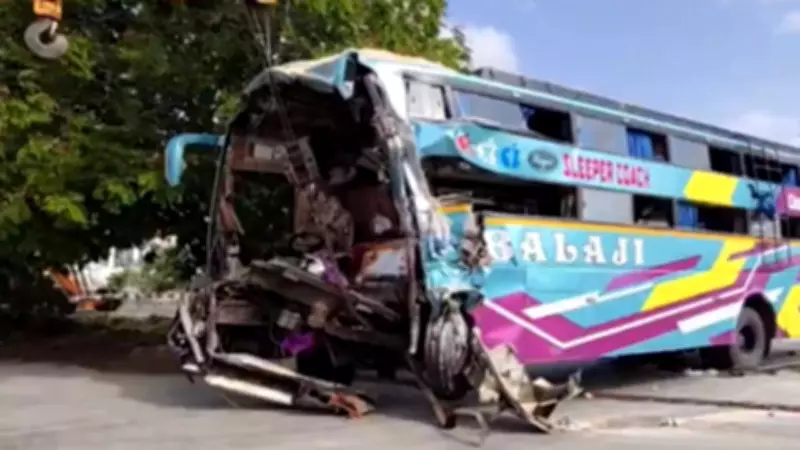Six Killed, 20 Injured as Bus Rams Parked Truck on Gujarat Highway