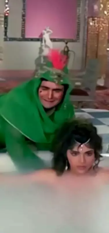 Sonam Khan Reveals Bathtub Scene Secret from 'Ajooba'