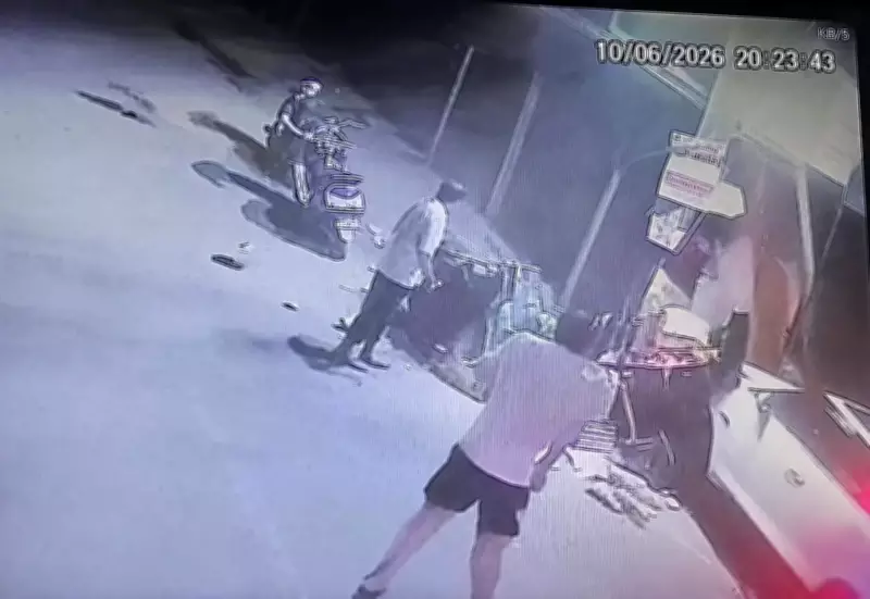 Speeding Car Crashes into Egg Cart in Delhi, Four Injured, Driver Arrested