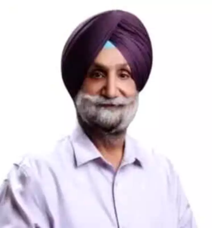Sukhjinder Randhawa: Comparing Nehru and Modi is inappropriate