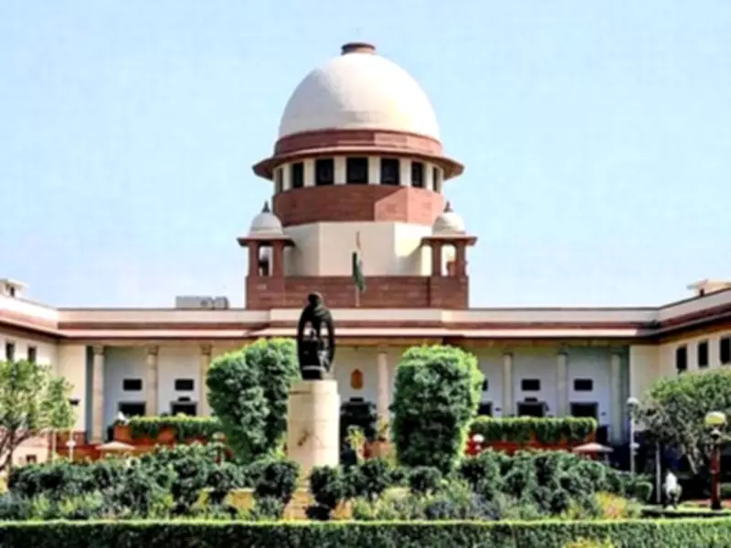 Supreme Court Declares Homemakers Nation Builders, Sets Minimum Monthly Income for Compensation at Rs 30,000