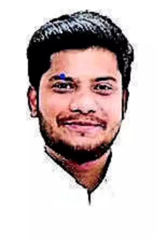 Tamil Nadu Minister Apologizes to AIADMK MLA for Name Omission from Temple Event Banner