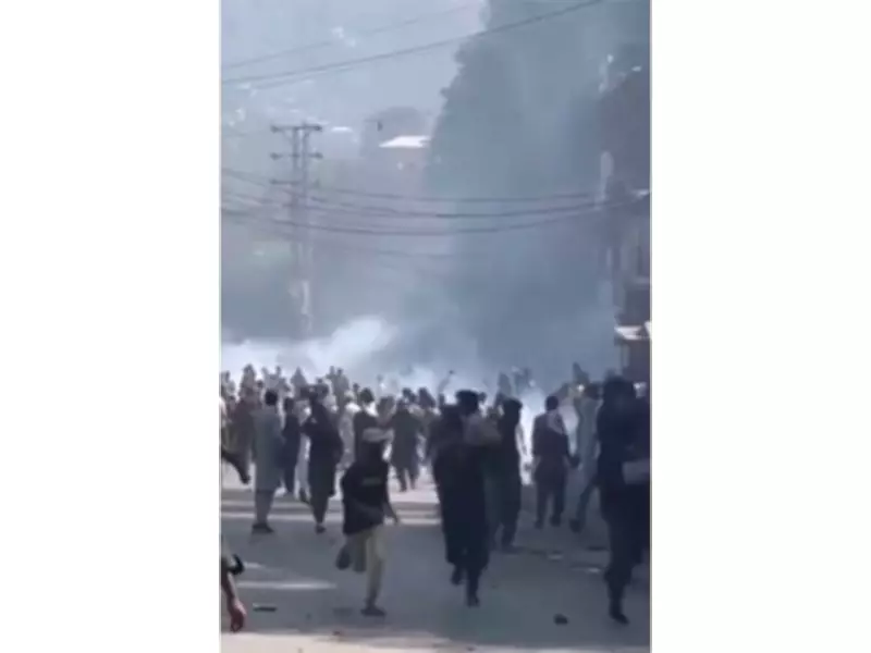 Tensions Escalate in PoJK as Pakistani Forces Fire Tear Gas on Protesters