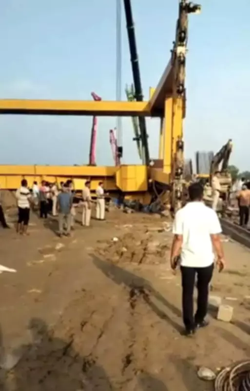Three Workers Dead as Crane Collapses on Resting Container in Faridabad