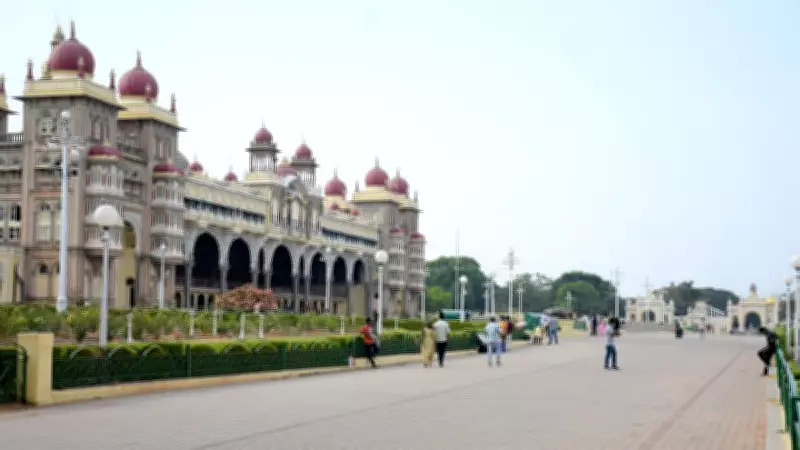 Tourists Allege Diversion Tactics by Auto Drivers in Mysuru