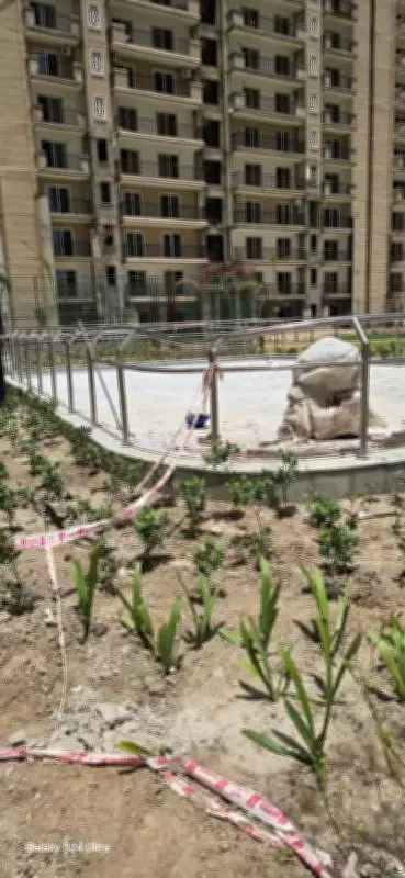 Two workers die after fall from 37th floor in Greater Noida, safety belts fail