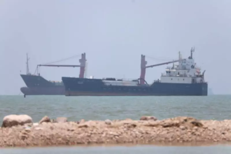 UN Pauses Ship Escorts in Hormuz After Attack, Threatening Iran War Deal