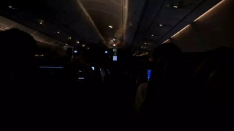 Why Airlines Dim Cabin Lights Before Takeoff and Landing: Safety Explained