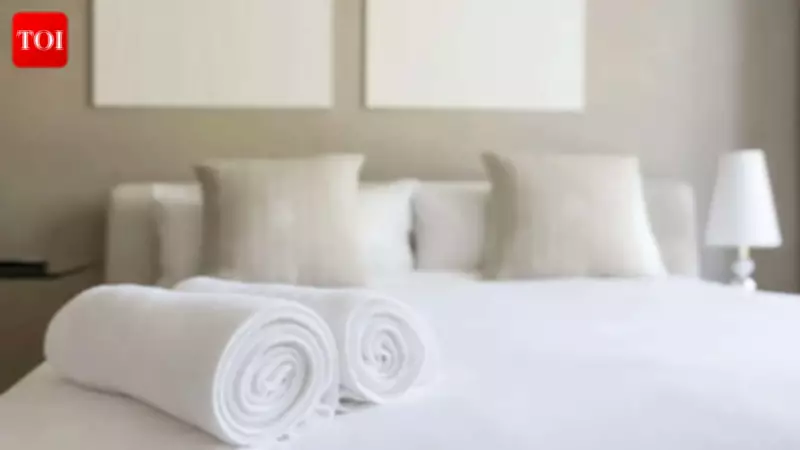 Why Hotels Use White Sheets: Cleanliness, Trust, and Practicality