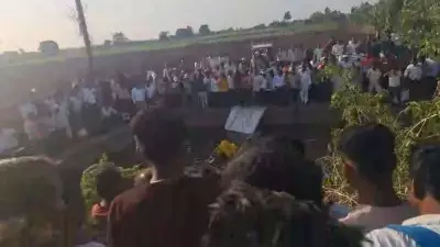 8 Killed, 7 Injured as Pilgrims' Van Falls into Well in Solapur