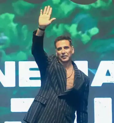 Akshay Kumar Explains 'Flop Actor' Remark in Welcome to the Jungle Trailer Launch