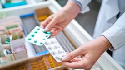 American Woman Exposes US Healthcare Scam, Buys $1000 Medicine for $25 in India