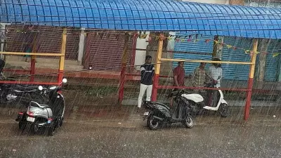 Heavy Showers Pound Karnataka's Bhadravathi; Light Rains in Coast