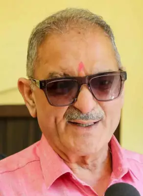 Himachal Governor Urges Youth to Join Humanitarian Activities