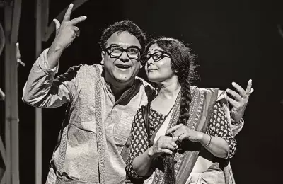 Meghe Dhaka Ghatak: A Deep Dive into Ritwik Ghatak's Turbulent Genius