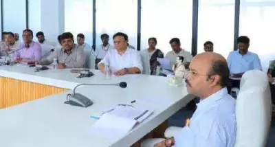 Mysuru Minister Directs Focus on Cleanliness, Waste Management, Worker Welfare