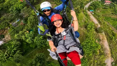 Paragliding pilot plucks leaves mid-flight to impress female passenger, video goes viral