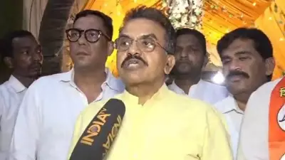 Sanjay Nirupam Claims 15-16 Uddhav Sena MLAs Ready to Join Shinde Faction