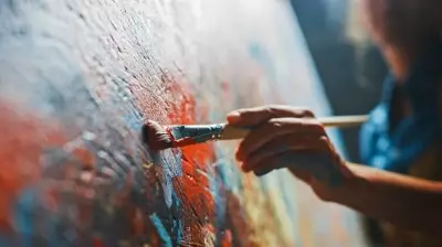 Shanaka Kulathunga's Paintings Speak Without Words