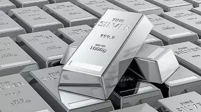 Silver Futures Drop 4% to Rs 2.28 Lakh/Kg on US-Iran Deal Uncertainty