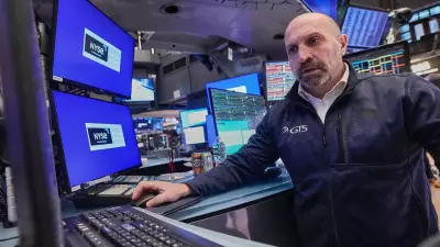 US Stocks Steady as Fed Decision Awaited; Oil Eases on Iran Deal Hopes