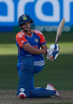Women's T20 World Cup: India Beat Bangladesh by 5 Wickets to Stay in Semifinal Hunt