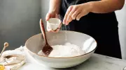 5 High-Fiber Flours to Prevent Blood Sugar Spikes and Easy Recipes