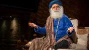 7 Simple Habits to Transform Your Mind and Life, According to Sadhguru