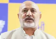 AAP Claims Sukhbir Badal Admitted Responsibility for Behbal Kalan Firing Before Akal Takht