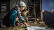 Barefoot College Turns Rural Grandmothers into Solar Engineers Worldwide