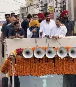Bathinda MLA Skipped Kejriwal Roadshow, Mayor Gets Prime Spot