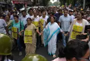 Calcutta High Court Grants Interim Protection in 25 Eviction Cases from Railway Land