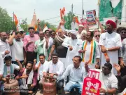 Congress protests fuel price hike, gheraos Indian Oil office in Raipur