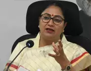 Delhi CM Rekha Gupta Conducts Surprise Inspection of Transport Facilities in Burari