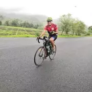 Gujarat's Affluent Embrace Cycling for Health and Fuel Savings