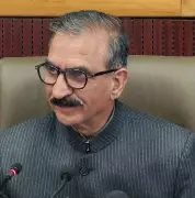Himachal CM Sukhu directs digitisation of labour department services
