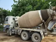 Home guard dies as concrete mixer truck hits him at Gurgaon checkpost