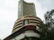 Indian Stock Markets Climb in Early Trade on Blue-Chip Buying