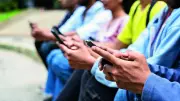 India's Digital Divide: 95% Own Phones, Only 39.7% Use Internet