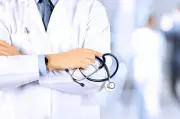 Indore Hospital Fires 2 Staff After Couple Carries Son on Stretcher in Heat