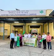 Jharkhand's Amrapali mangoes exported to London from Simdega district
