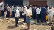 Karnataka Farmers Fear Fertiliser Shortage, Throng RSKs