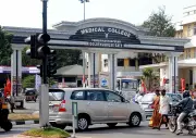 Kerala Doctor Suspended After Maggots Found in Patient's Wound