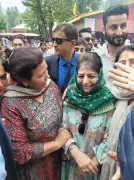 Mehbooba Mufti Tells Kashmiri Pandits to Move On, Heckled at Kheer Bhawani Mela