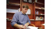 Michael Burry Avoids SpaceX and Warns on AI Valuations