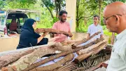 Muslim woman panchayat member performs last rites of Hindu man in Kerala