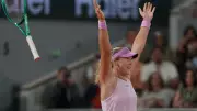No Handshake, No Photo: Tensions at Roland Garros Semifinals Between Andreeva and Kostyuk