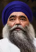 Panthic resentment grows over honour to Maharashtra minister at Sikh seminary